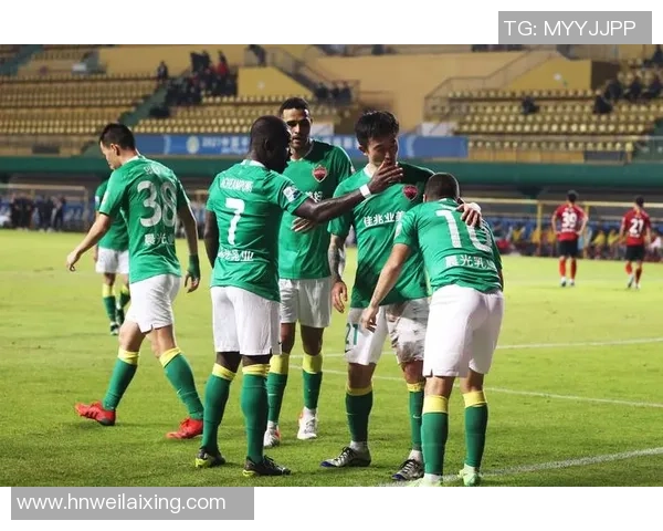 赛后分析：深圳足球队与上海足球队的战术对决与表现评估