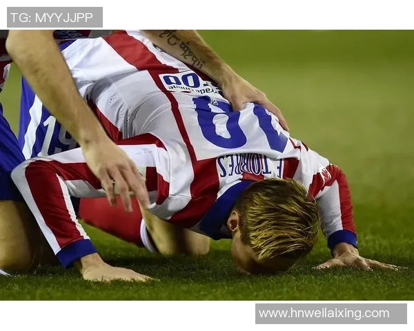 追忆已病逝足球明星的辉煌岁月与永恒传奇