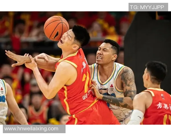 重庆篮球队实力大变革引发热议新赛季展望与挑战并存 重庆篮球队实力大变革引发热议新赛季展望与挑战并存